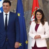 Grčka će razmotriti ukidanje rominga srpskim turistima 4