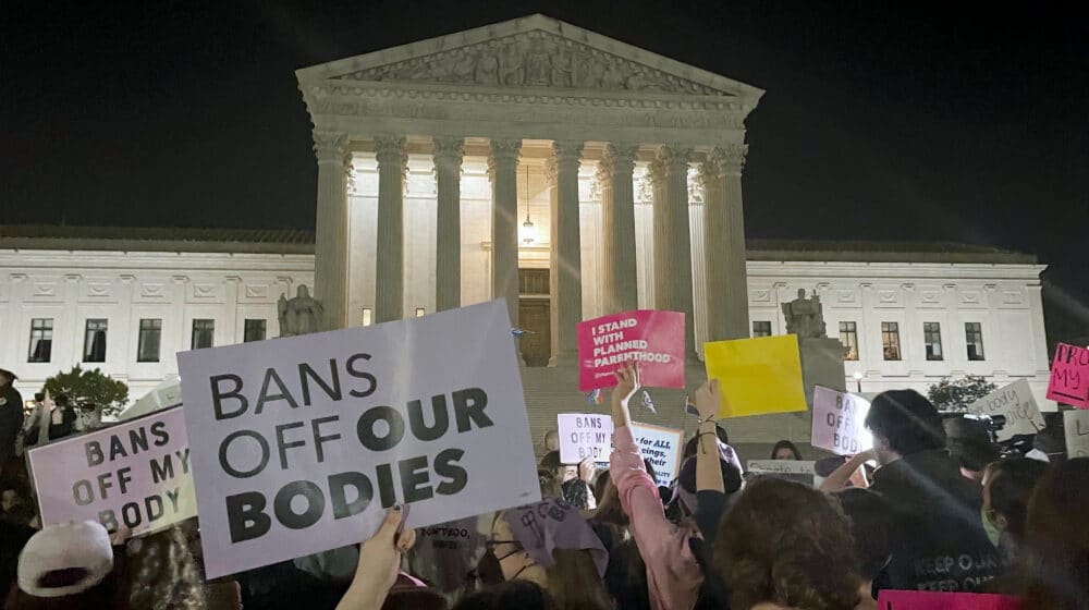 Vrhovni sud SAD bi mogao da ukine pravo na abortus, Bajden se oštro protivi 1