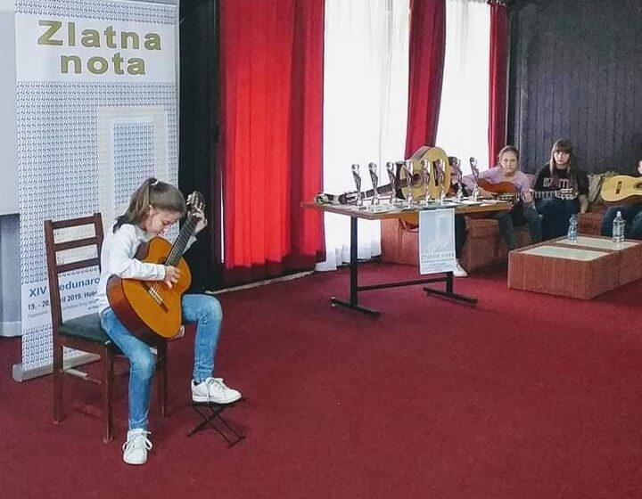 Majdanpek: Na “Zlatnoj noti” najbolji Danilo Savić iz Požarevca i Leonida Mitrović iz Negotina 1