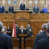 Orban na inauguraciji za novi mandat osudio "samoubistvo" Zapada 9