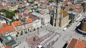 "Bečejprevoz" obavestio je danas putnike da sutra, 1. novembra, neće održati nijedan polazak iz Bečeja za Novi Sad i iz Novog Sada za Bečej.