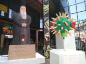 foto, slavoljub blagojevic, pahomije i kacavenda, foto z. miladinovic Satirična inauguracija u Nišu: Izloženi simboli Vučićevog predsednikovanja 6