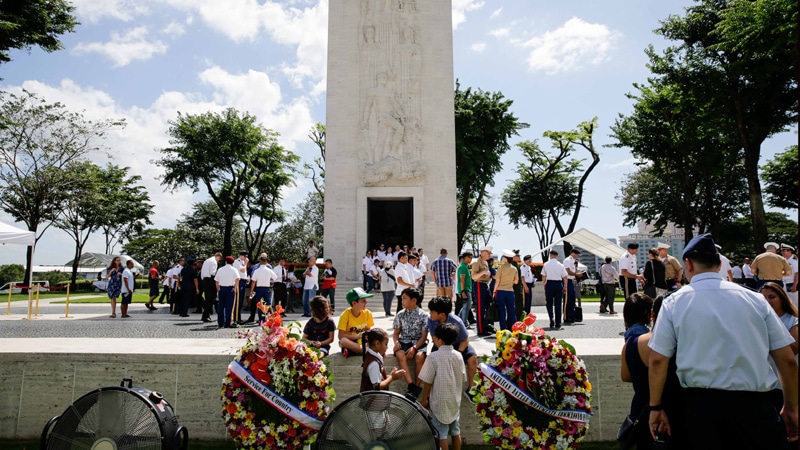 Na Filipinima se očekuje pobeda sina bivšeg predsednika, kandidatkinja za potpredsednicu ćerka aktuelnog 1