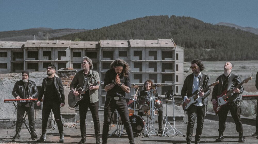 Bugarskog predstavnika na Evroviziji podržale svetske rok zvezde 1