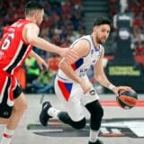 Efes brani tron od "kraljevića" 5