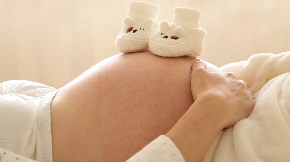 Srbija u vrhu prekida maloletničke trudnoće: Šta raditi kada dođe do začeća 1