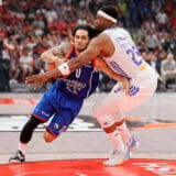 Vašington remeti planove Efesa i Larkina 4