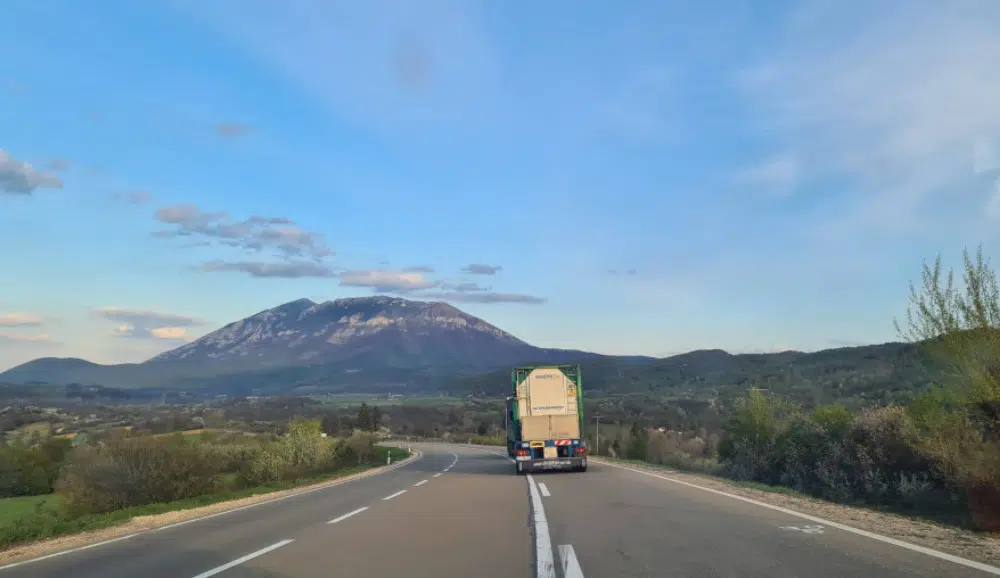 Zašto se o Rtnju raspredaju legende da ga pohode vanzemaljci i da ima jako magnetno polje 3