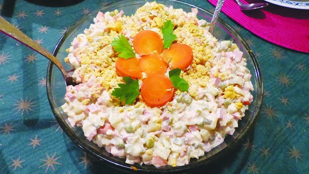 U NATO kantini u Madridu ruska salata preimenovana u tradicionalnu 1