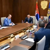 Ružić i Vulin povodom dojava o bombama: Prioritet pri pregledanju da budu osnovne škole 11