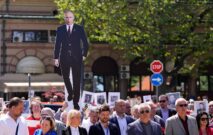 "Besmrtni puk" u Beogradu: Putinova figura i latinično "Z" na čelu kolone, Popović i Bajatović šetaju (FOTO) 4