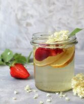 Recept nedelje: Sok (sirup) od zove 5
