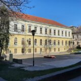 "Jedno dete ide u školu, drugo u predškolsko, a treće u vrtić. Ne znam hoće li se neko od njih vratiti kući": Majka iz Zrenjanina posle dojave bombama 7