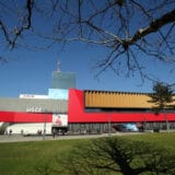 Protest protiv akvarijuma na Ušću, građani blokirali Bulevar Nikole Tesle i rušili ograde 12