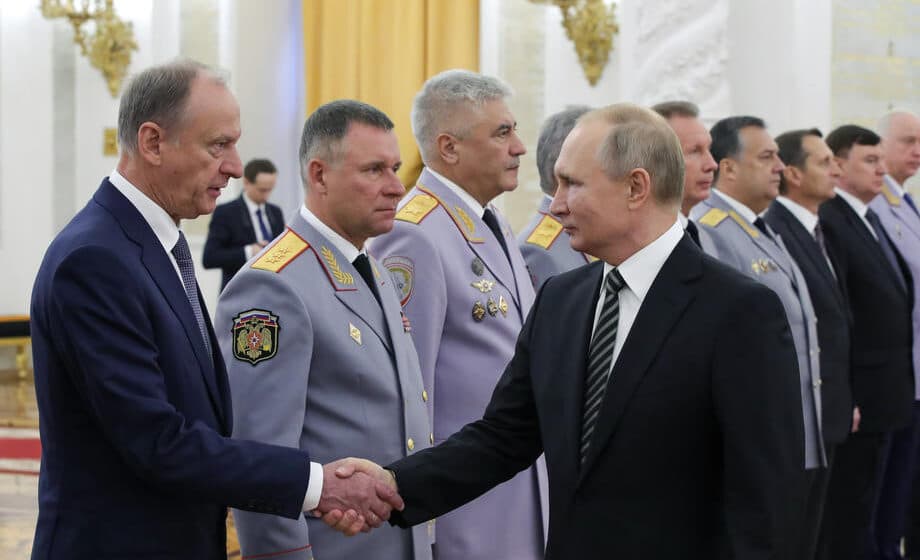 Odakle dolaze vesti o Putinovom raku i Patruševu: Popularan, ali opskuran Telegram nalog objavljuje lične podatke predsednika Rusije pozivajući se na "izvore iz Kremlja" 1