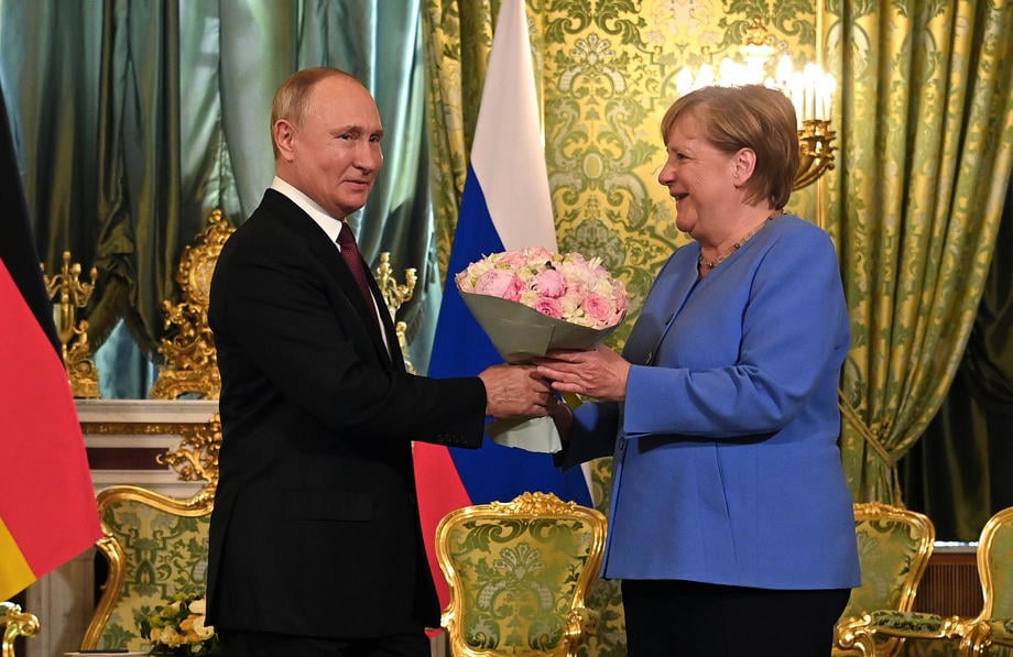 Dvanaest Nemaca koji su godinama igrali sa “dragim Putinom” 2