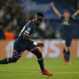 Gej odbio LGBT dres 8