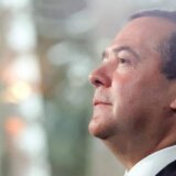 Oglasio se Medvedev o padu ruskog aviona sa ukrajinskim zarobljenicima: "Biće samo gore" 1