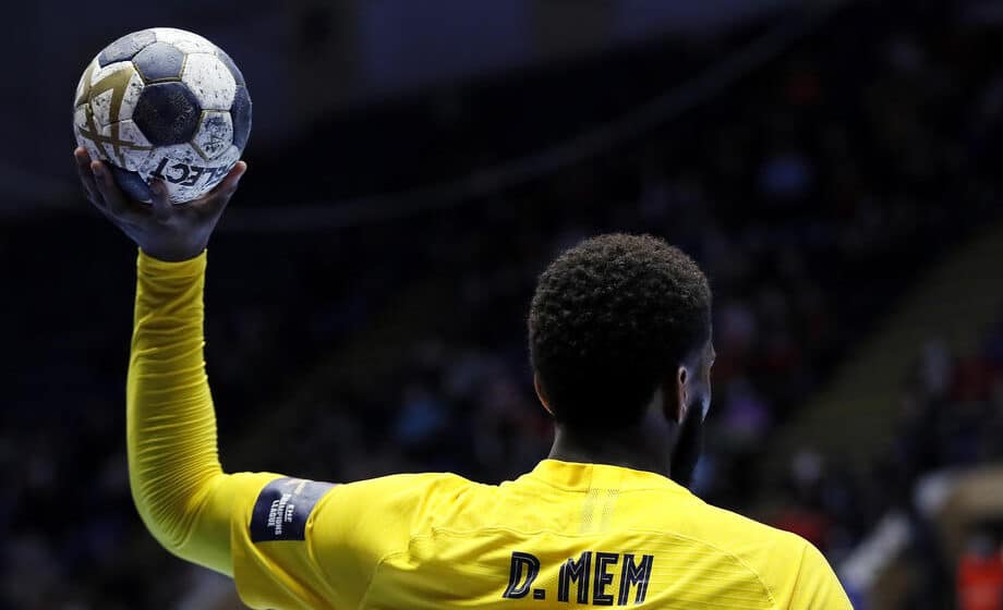 Dika Mem u Barseloni do 2027. godine 1