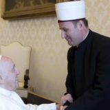 Spahiu traži podršku pape za nezavisnost Kosova 14