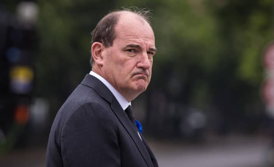 Francuski premijer podneo ostavku 1