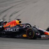 Debeli provod i tanki asfalt na Floridi 1