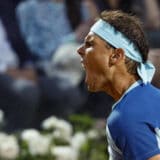 Nadal ispao od Šapovalova 6