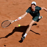 Najki "zatrpao" novcem Sinera 7