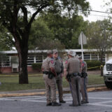 Policija Teksasa priznala grešku: Predugo čekali da bi savladali ubicu 19 dece 8