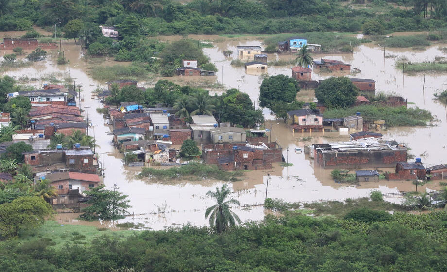U poplavama u Brazilu poginula 91 osoba 1