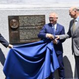 Vesić i Hil otkrili spomen-ploču američkom diplomati i ambasadoru Džordžu F. Kenanu 1