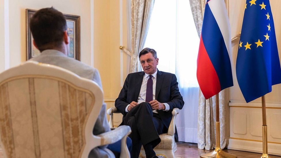 Borut Pahor u Intervjuu petkom: „Ne smemo da učinimo ništa da bi Rusija pomislila da na Zapadu ima razlika u stavovima" 2 Ljubljana, jun 2022.