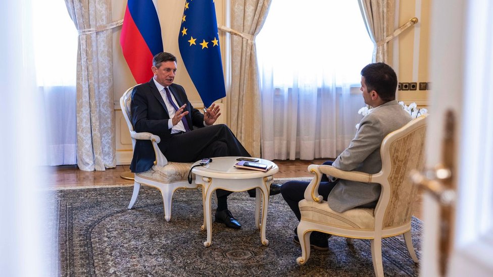 Borut Pahor u Intervjuu petkom: „Ne smemo da učinimo ništa da bi Rusija pomislila da na Zapadu ima razlika u stavovima" 5 Ljubljana, jun 2022.