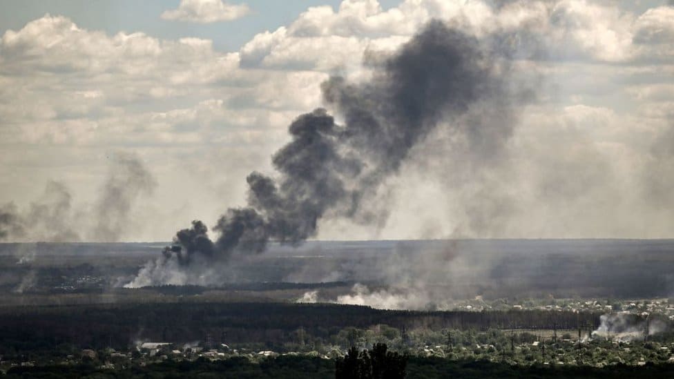 Smoke over Severodonetsk, 7 June