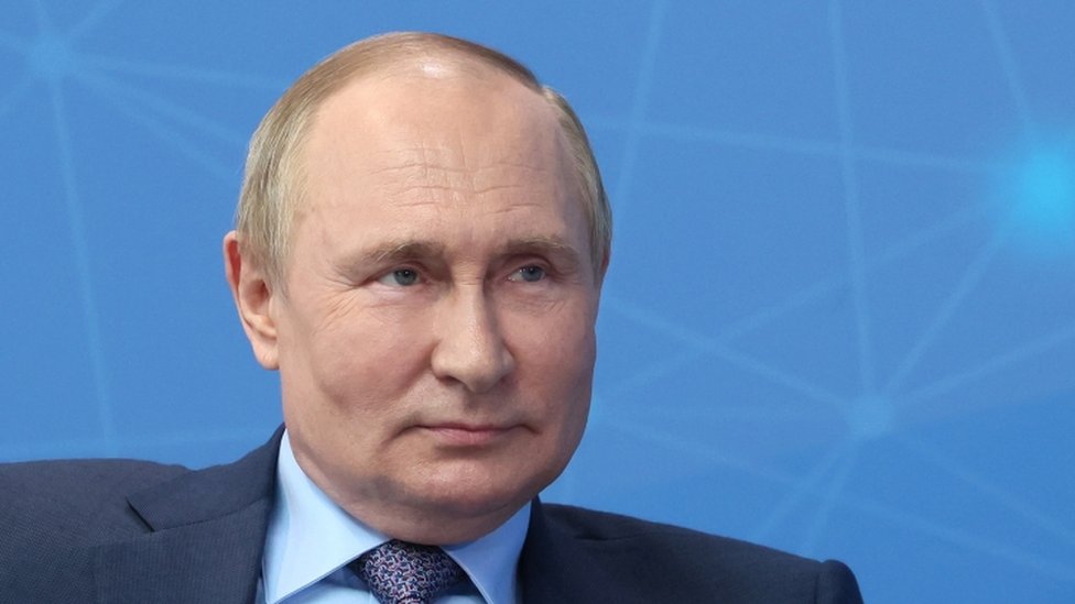 Rusija, istorija i Putin: Ruski lider se uporedio sa carom iz 18. veka - „Petar nije zauzimao teritorije, on ih je vraćao" 1 Russian President Vladimir Putin at the meeting in Moscow on 9 June