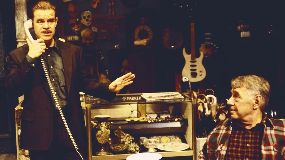 Amerika i film: Preminuo glumac Filip Bejker Hol, poznat po ulozi u sitkomu Sajnfeld 3 William H Macy and Philip Baker Hall