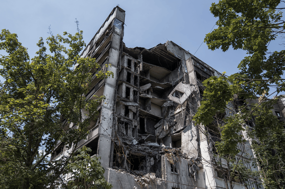 Multi-storey gashes have been torn in the apartment buildings around Saltivka. They will have to be destroyed
