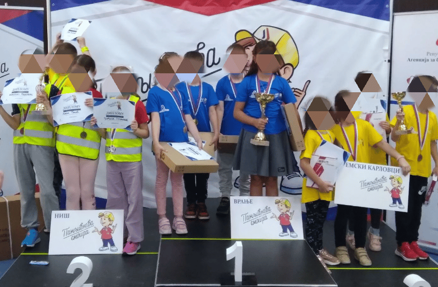 Vranje: Učenici OŠ "Jovan Jovanović Zmaj" najbolji u Srbiji u poznavanju saobraćajnih pravila 1