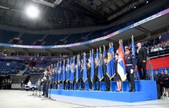Proslava Dana policije Vulin na obeležavanju Dana MUP-a i Dana policije: Država će vas opremiti i naoružati, ali čast da vam da ne može (FOTO) 11