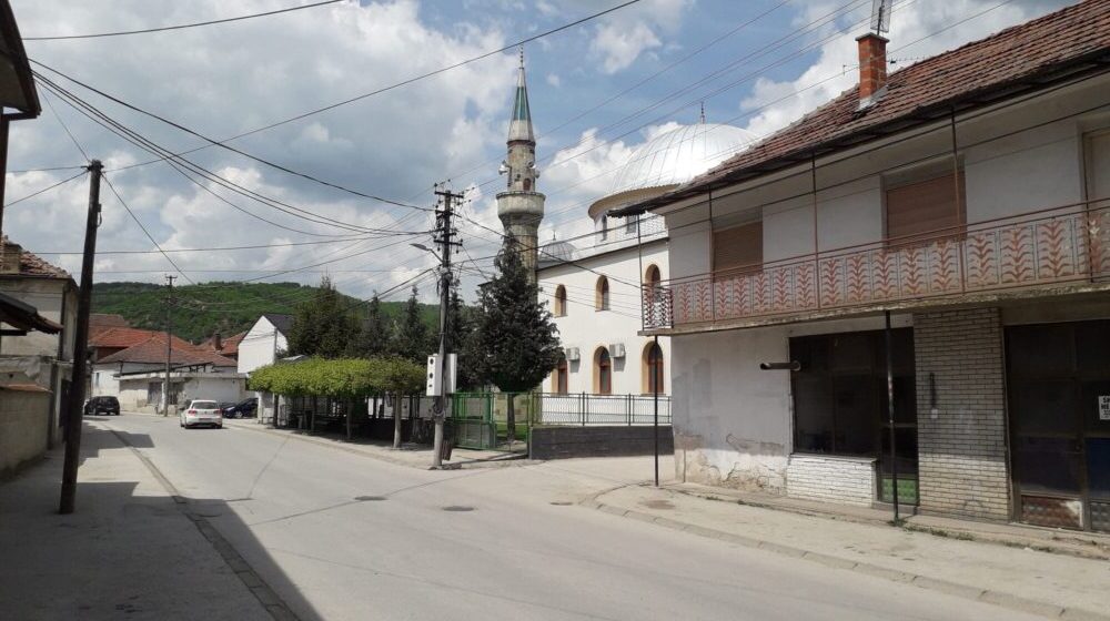Do 12 sati u Velikom Trnovcu glasalo je 202 birača 1