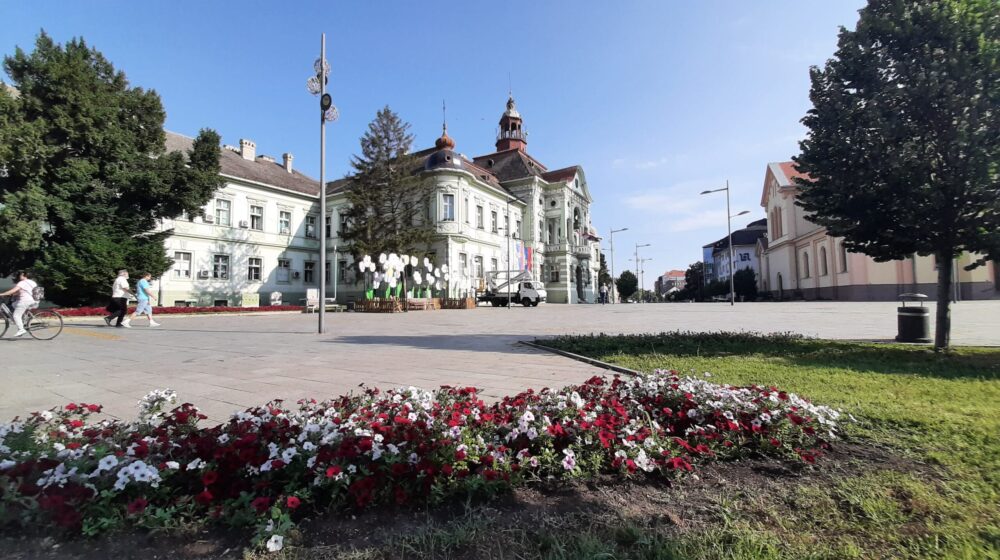 Zrenjaninska JKP Čistoća pita građane da li su zadovoljni kako se deponuje otpad 1