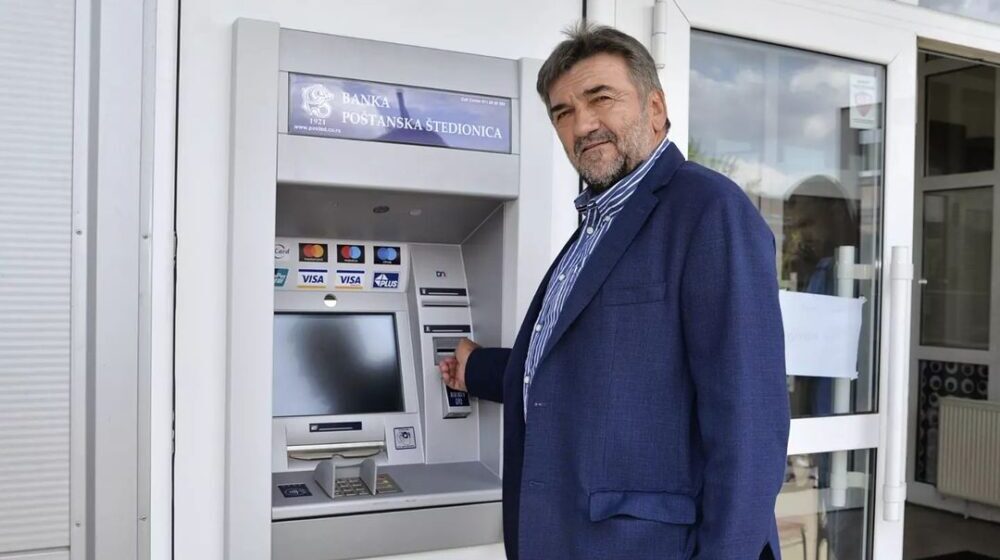 Predsednik Opštine Palilula svečano otvorio bankomat 1