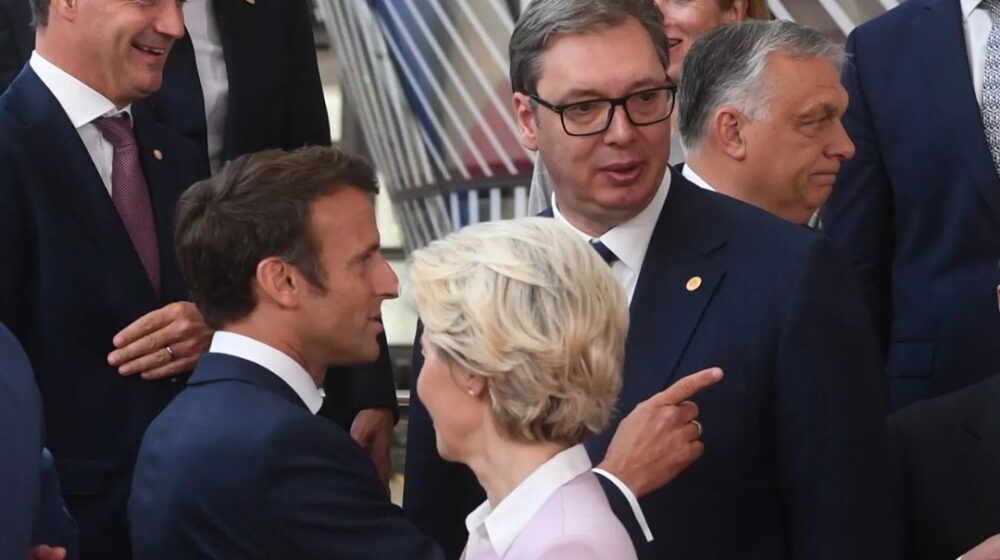 Demuš Šaša: Nikada ne treba zaboraviti da su odnosi Zapada sa Srbijom kao ljubav pitona 1