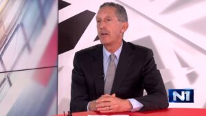 Kako se u Vašingtonu gleda na događaje u Srbiji, od NIS-a i Generalštaba do političkih prilika i protesta na ulicama? Američki stručnjak za Balkan Edvard Džozef govorio je za N1.