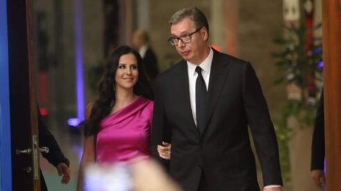 Predsednik Srbije dodelio Vidovdanska odlikovanja, svečanosti prisustvovala i prva dama Tamara Vučić 8