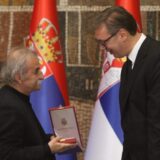 Koga je sve Vučić odlikovao povodom Vidovdana: Ljiljana Smajlović, Piksi, Svetislav Pešić, Miloš Biković, Rejf Fajns, Bočeli… 1