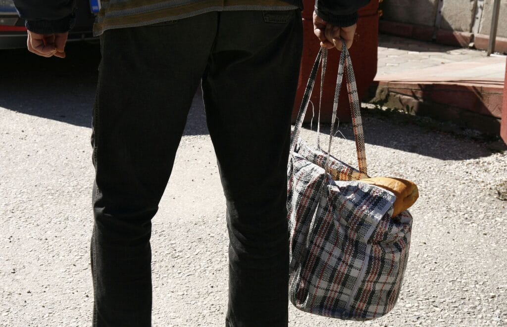 „Zlatno pero” Crvenog krsta kragujevačkoj novinarki Aleksandri Petrović, glasu onih koje niko ne čuje i primećuje 5