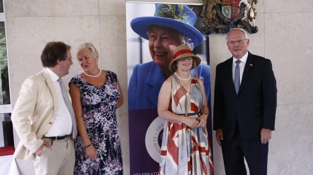 "Platinasti jubilej" kraljice Elizabete obeležen i u Beogradu (FOTO) 1