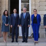 Stefanović i francuski senatori: Dve zemlje imaju dobru saradnju u oblasti odbrane 7