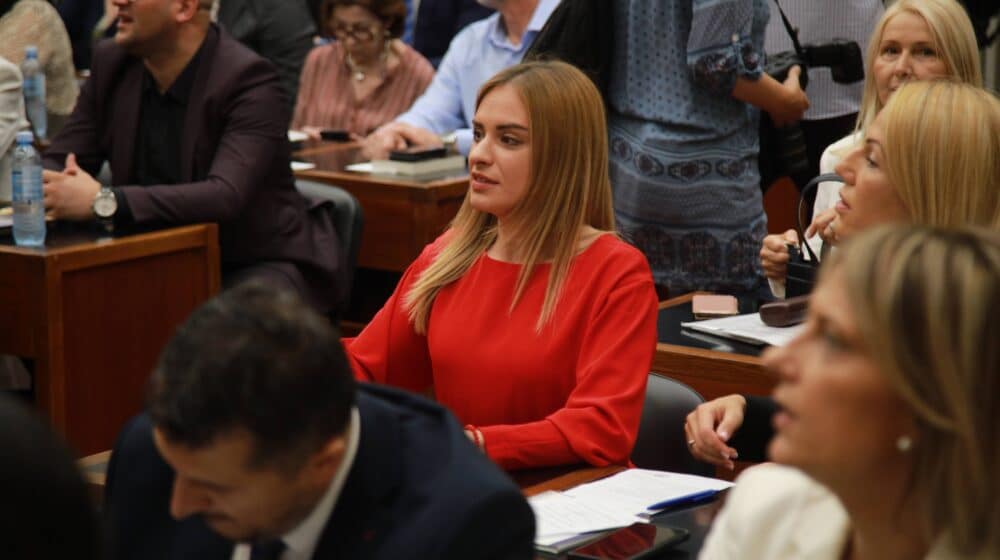 Afera "Kentkart": Šta kažu opozicioni odbornici, a šta gradonačelnik Beograda 1